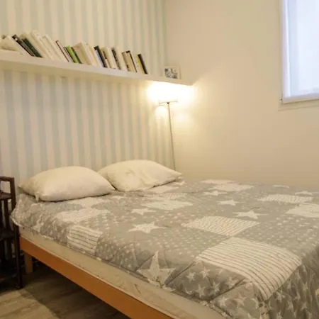Climatise A La Pinede - 6 Pers. - Fr-1-880-5 Apartman *